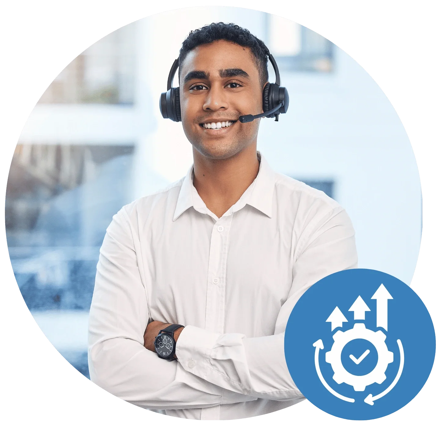 empresario revisando las funcionalidades de bestcallcenter pro
